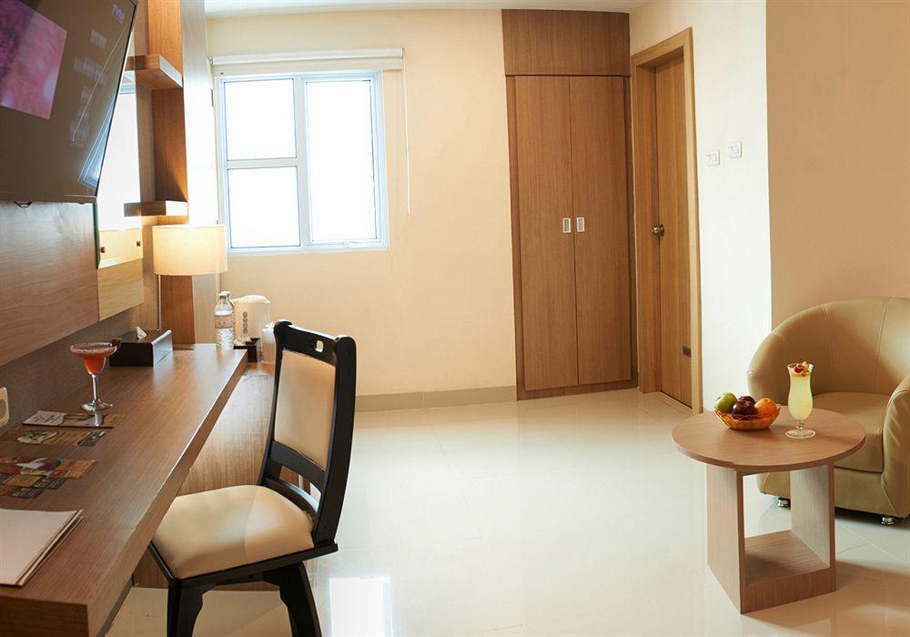 Winstar Hotel Пеканбару Экстерьер фото